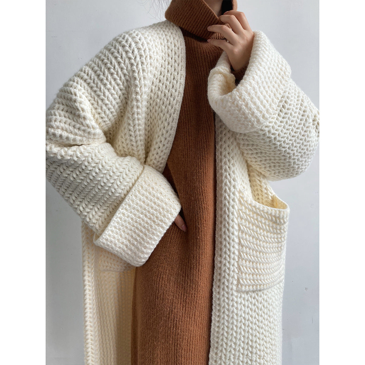 "Soft Knitted Cardigan with Hollow Twist