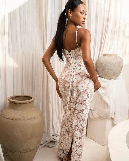 Women Waist Slimming Lace Design Backless Sling Dress