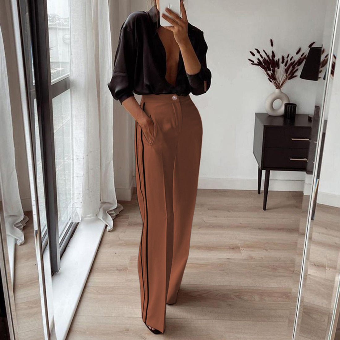Straight Leg  Contrast Color Work Pant