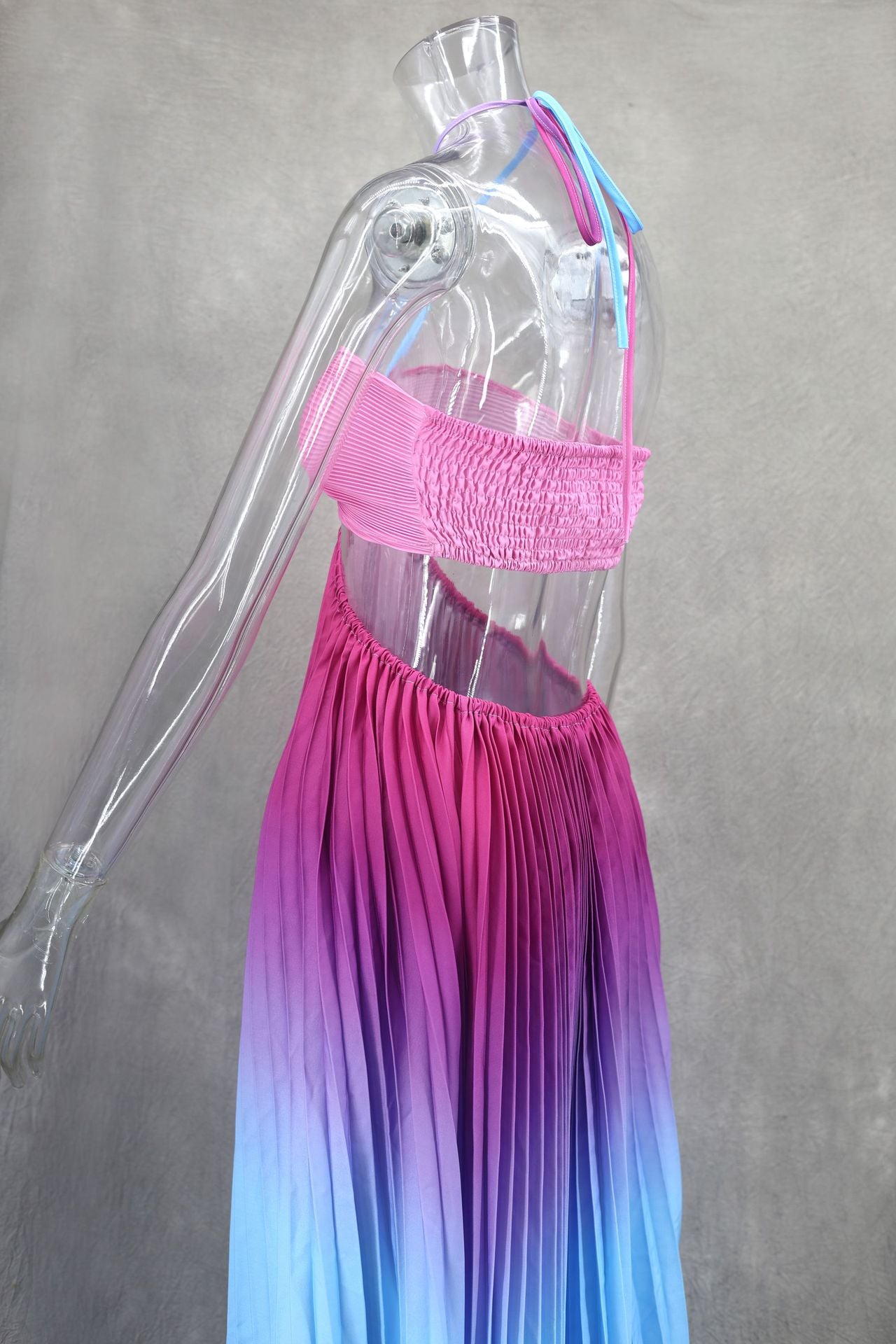 Summer Gradient Color Halter Pleated Long Dress