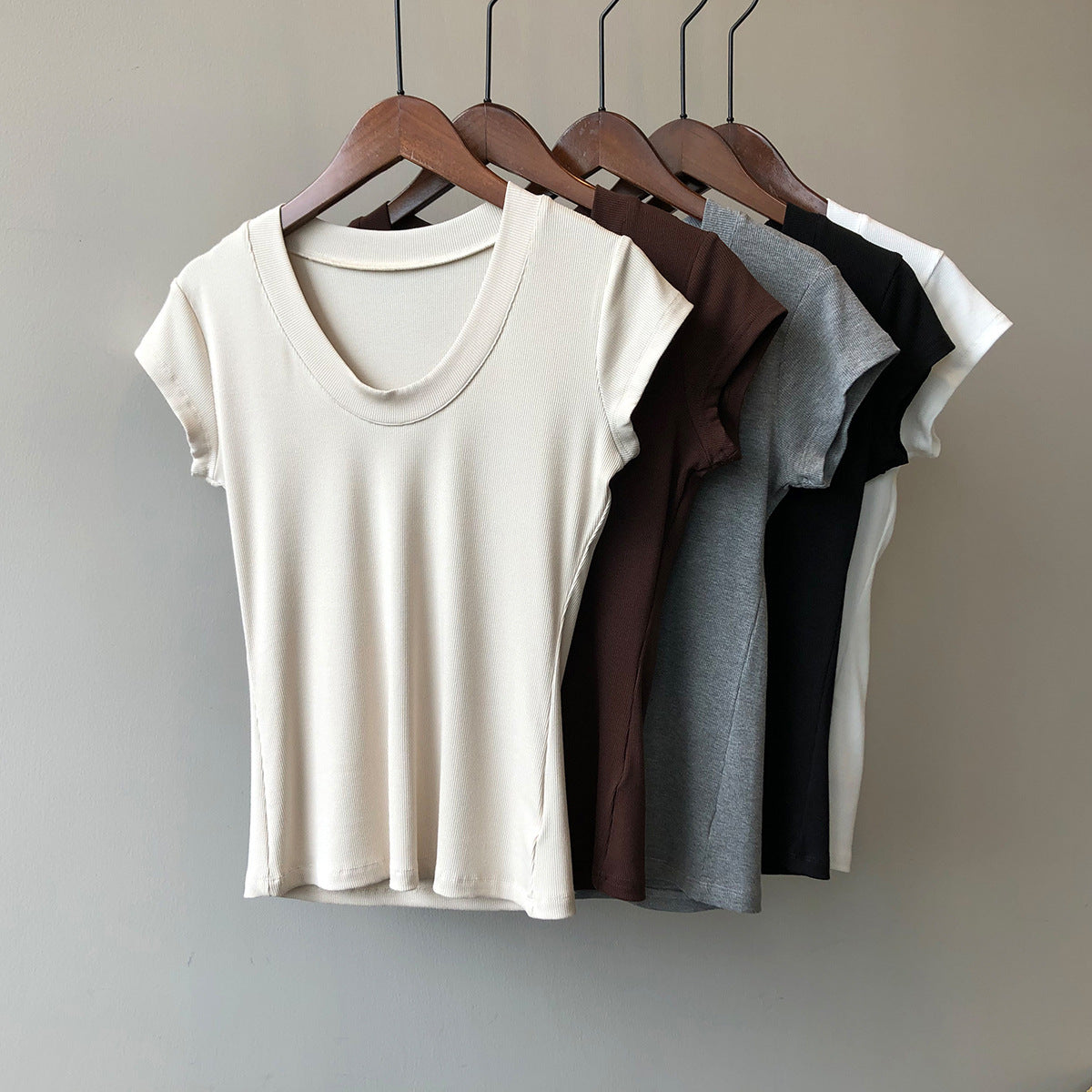 Women Solid Stretch T shirt  U Collar