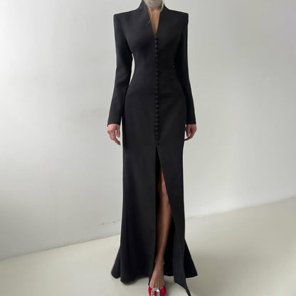 Elegant maxi dress with split and buttons