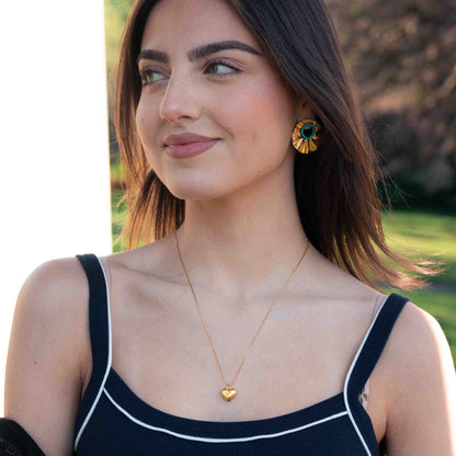 "Elegant 3D Peach Heart Clavicle Necklace"