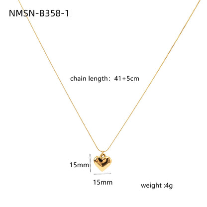 "Elegant 3D Peach Heart Clavicle Necklace"