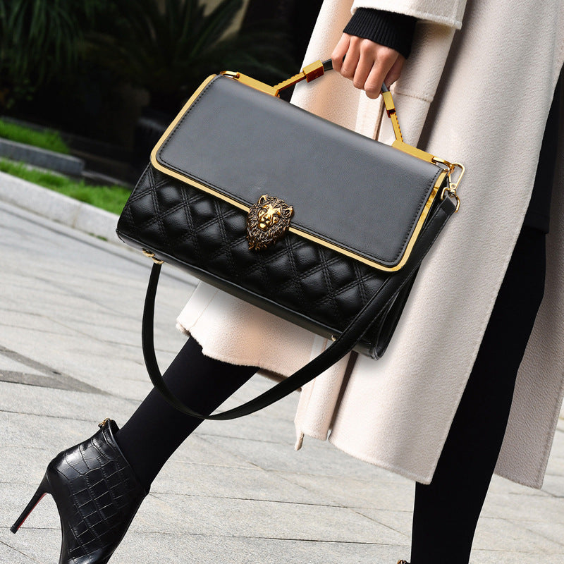 Luxury Texture Woven  High Grade Large Capacity Handbag